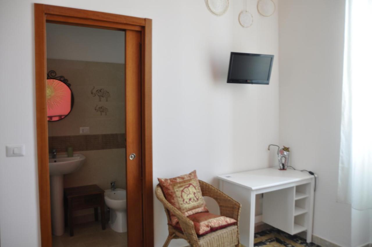 Sisters House Hotel เลชเช ภายนอก รูปภาพ